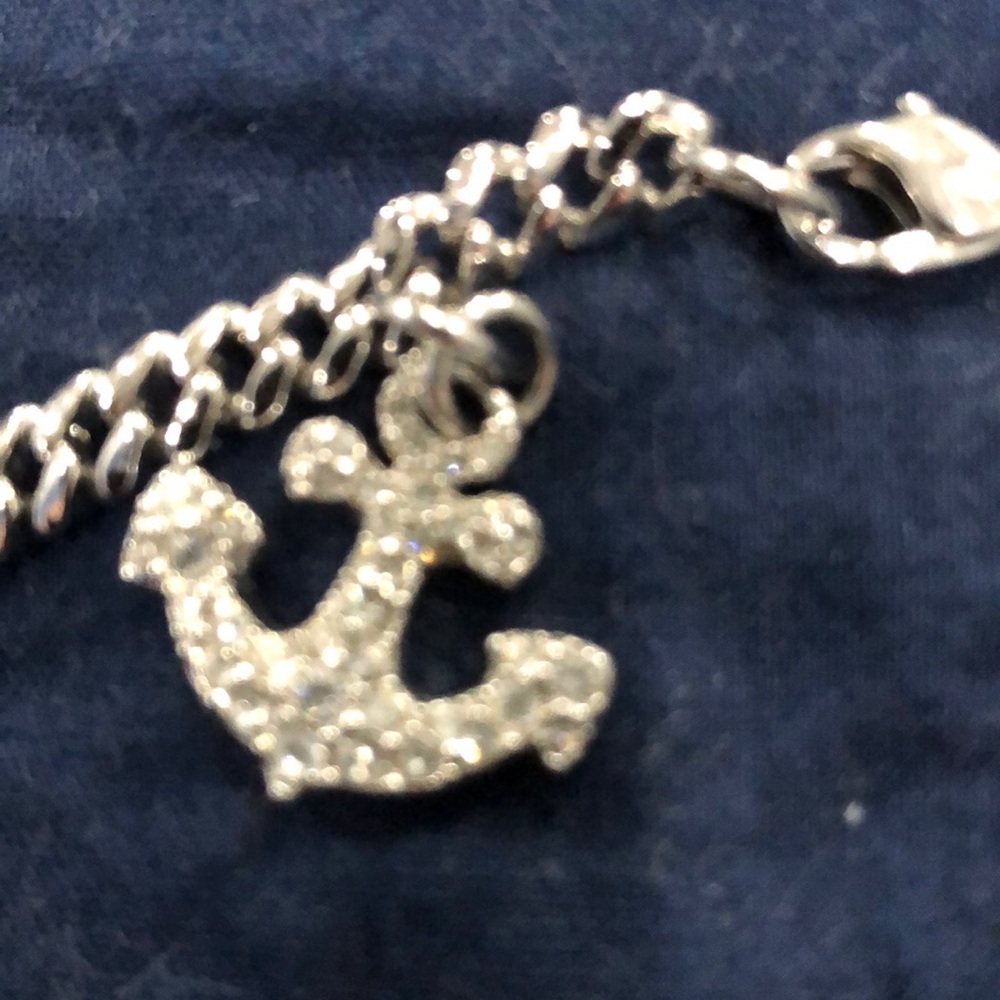Women’s rhinestone Anchor bracelet